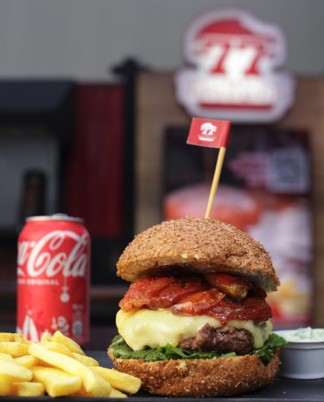 77 Hamburgueria