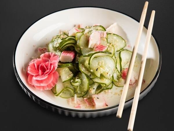 Black Fish Food Japanese — Sunomono Trufado Black Fish Food Japanese — Sunomono Trufado