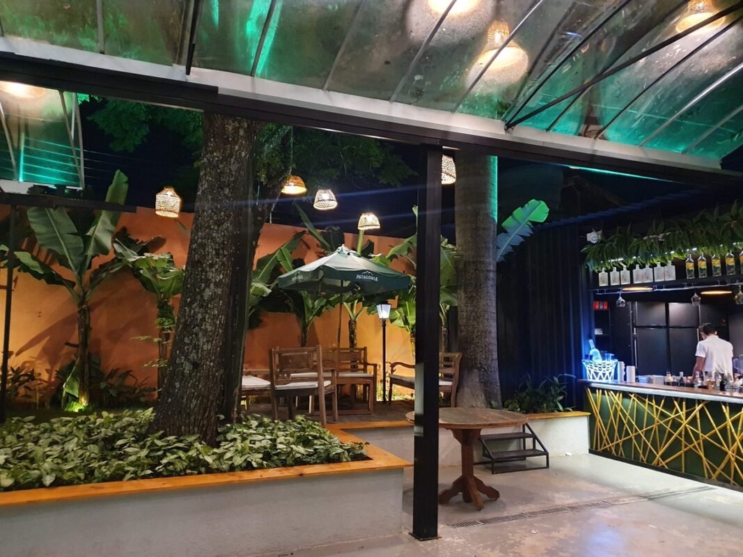 Arvro Bar