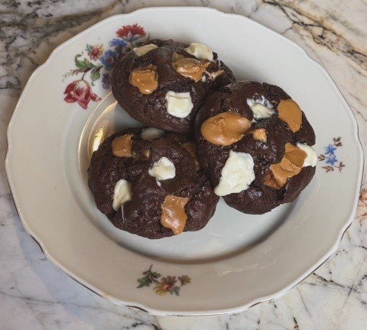 Ana Flávia Boer Confeitaria — foto Cookie 3 Chocolates - Imagem 1