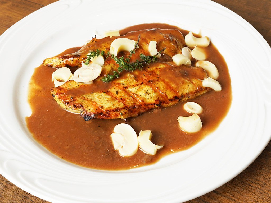 Frango Molho Madeira (Pequeno) Frango Molho Madeira (Pequeno)